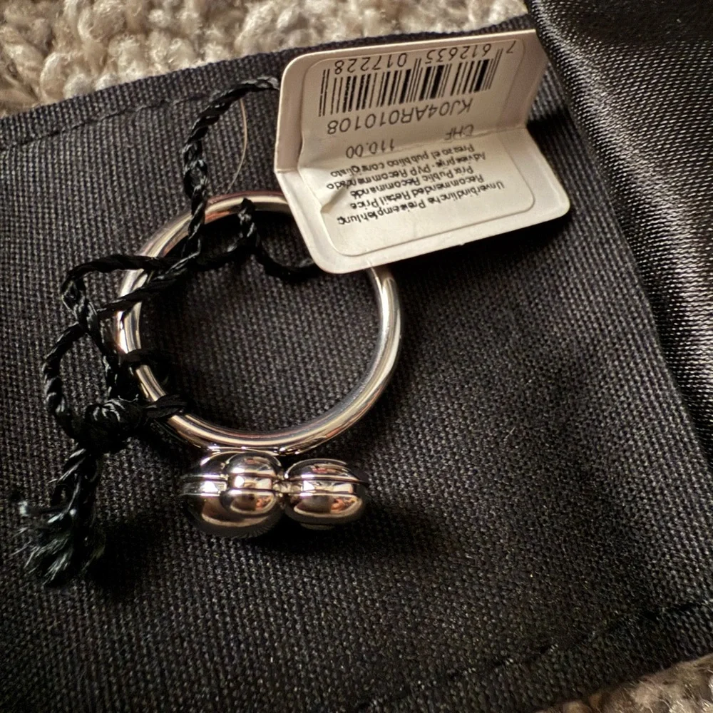 NWT Calvin Klein Silver Fidget Spinner Ring with dust bag and box - Picture 3 of 8